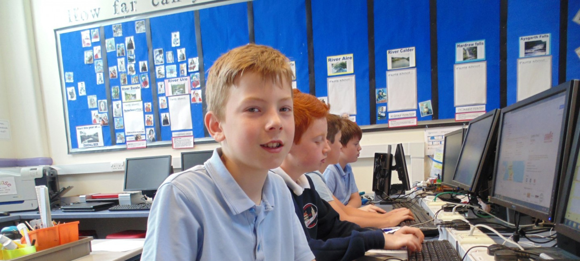 Children on computers -2018-002-1024x768