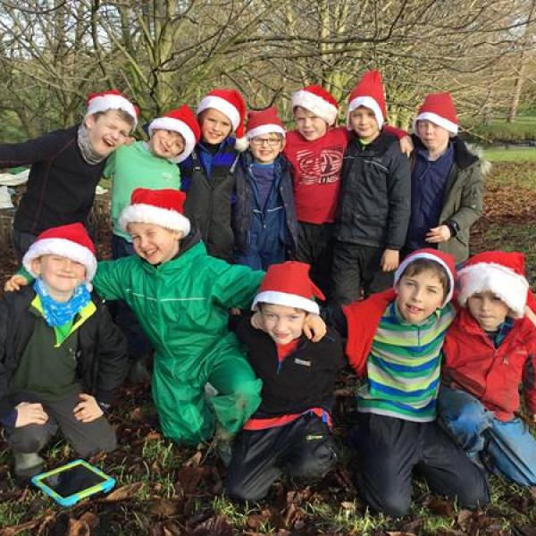 Christmas-Forest-School-2017-010